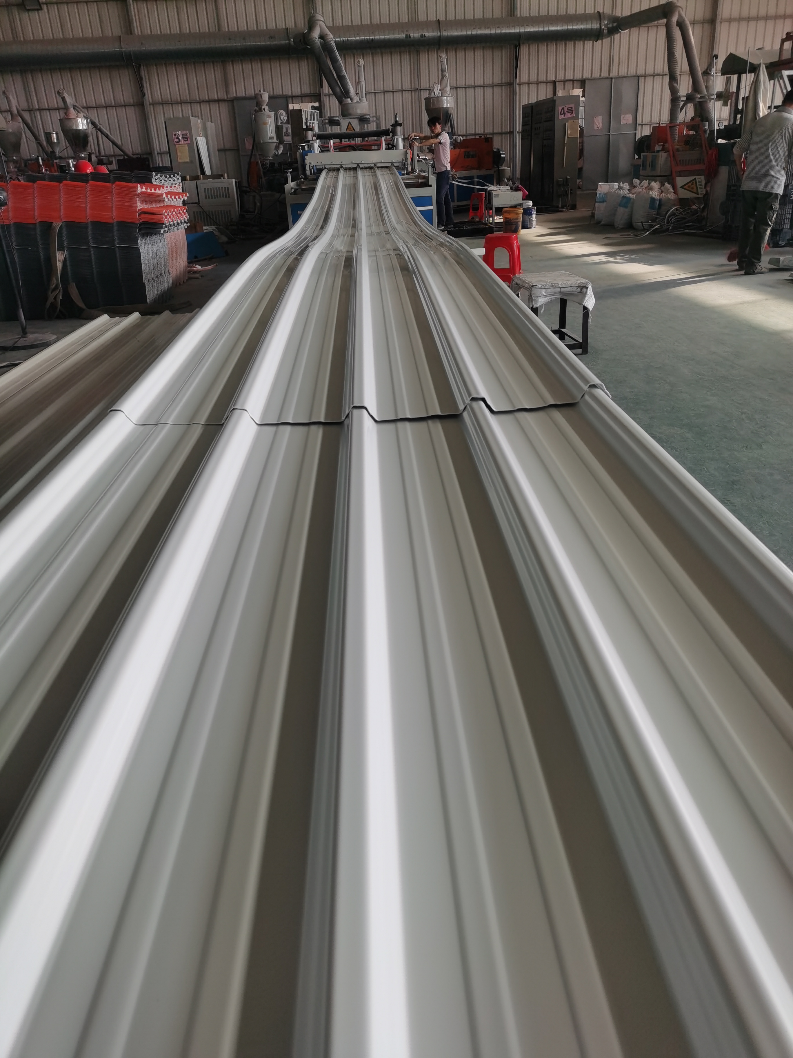 New model for UPVC roof sheets -1075mm